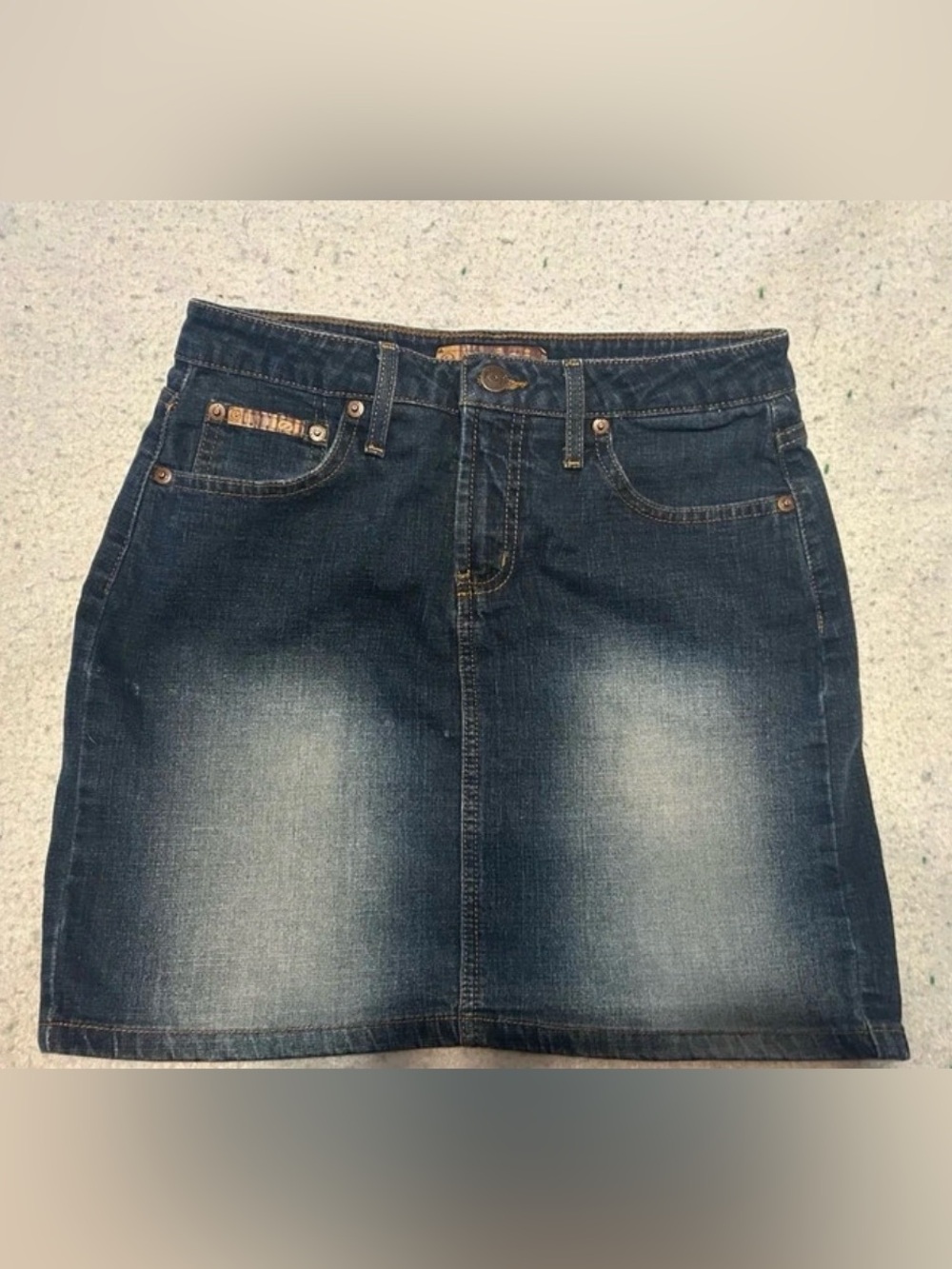Vintage Women’s Dark Blue Denim Skirt - Classic Wash